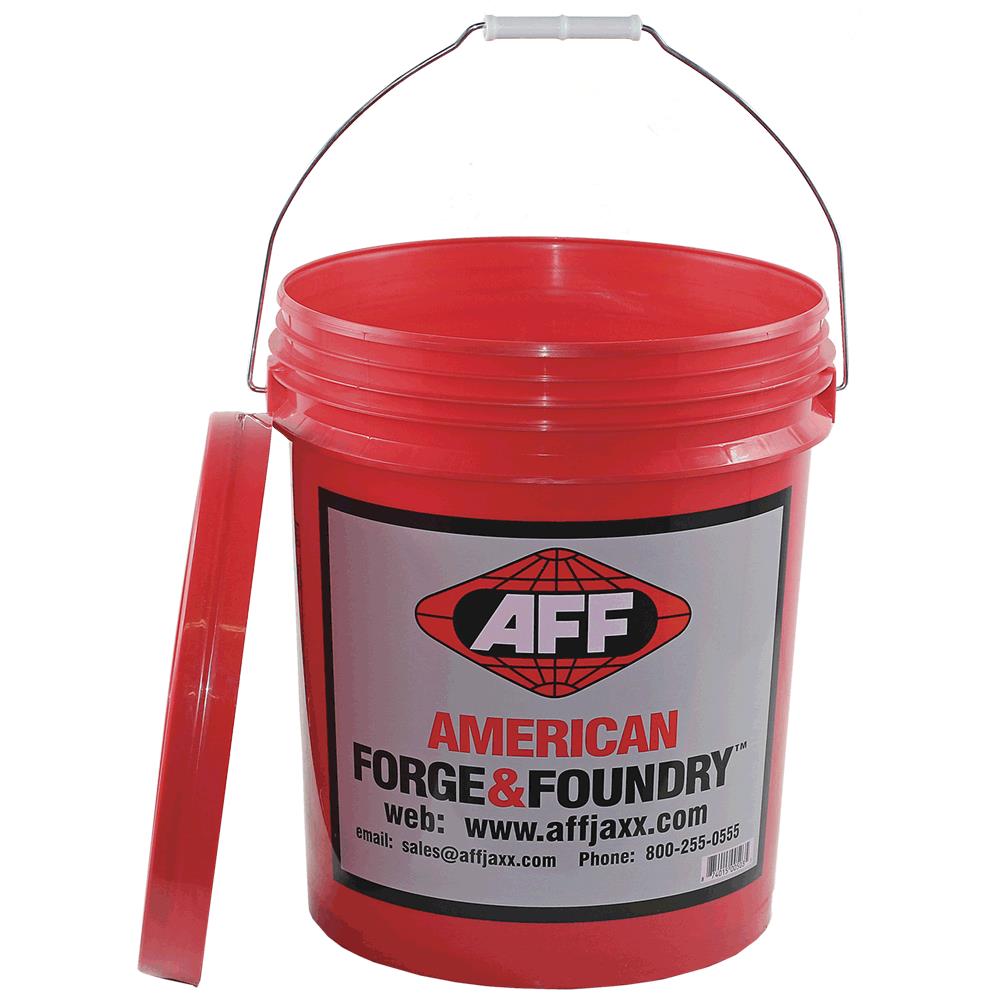 Plastic Bucket - with lid - 5 Gallon - Heavy Duty - Red product photo