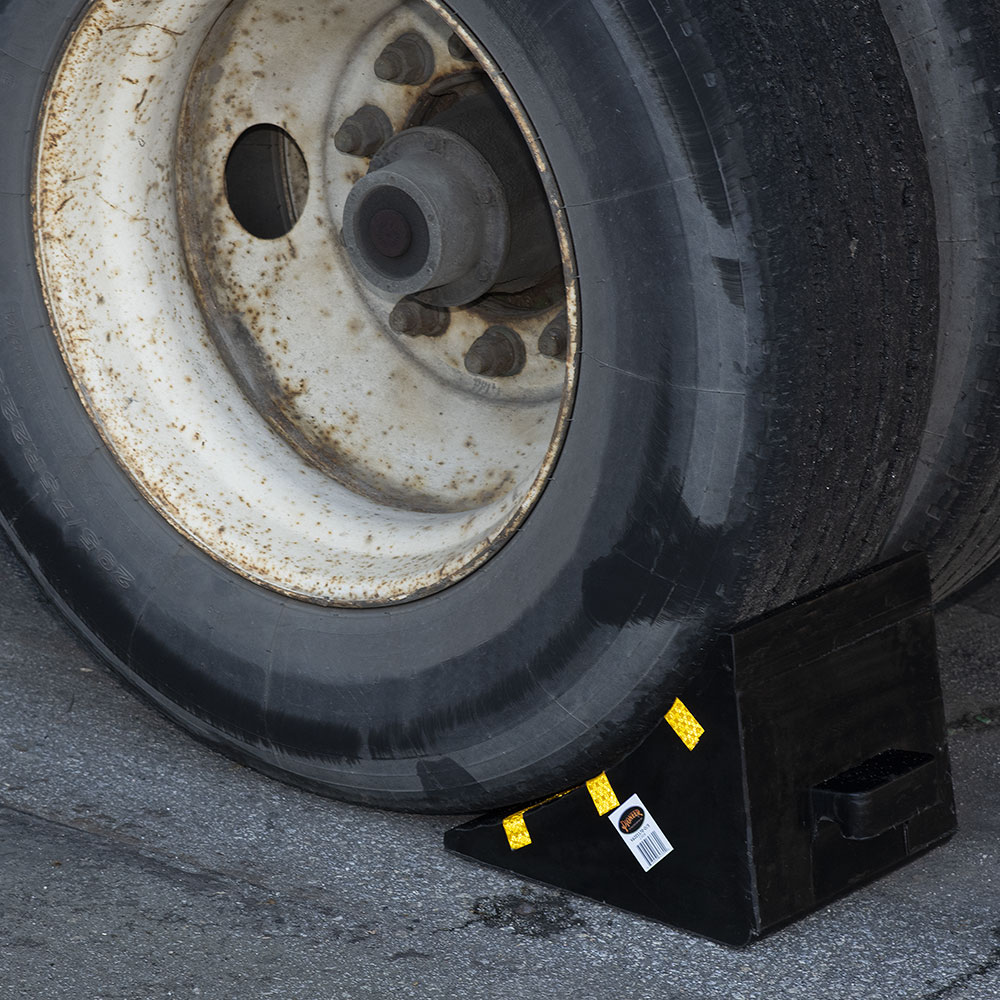 Heavy Duty Rubber Wheel Chock - 11.6